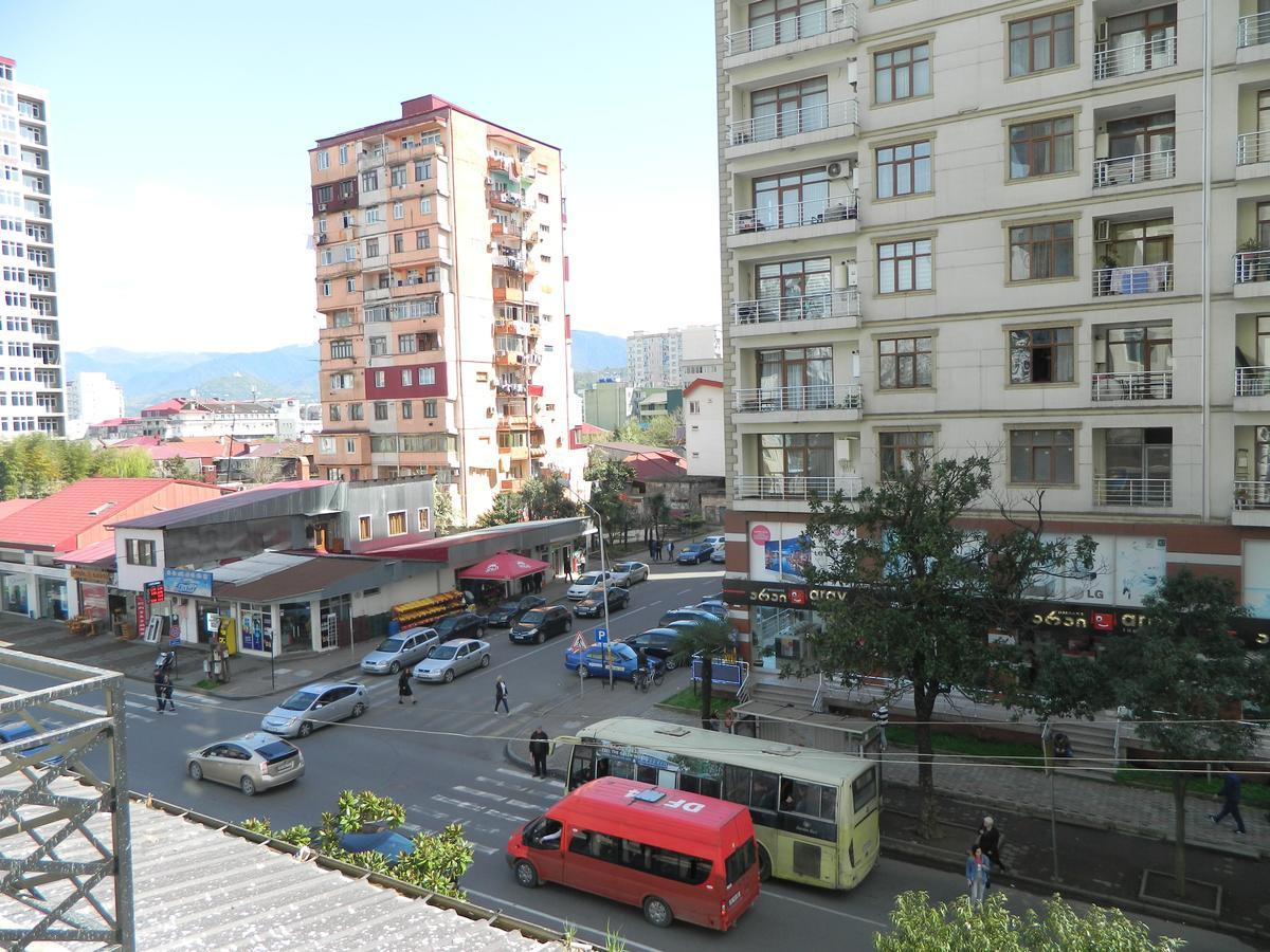 Chemi Saxli Apartment Batumi Luaran gambar