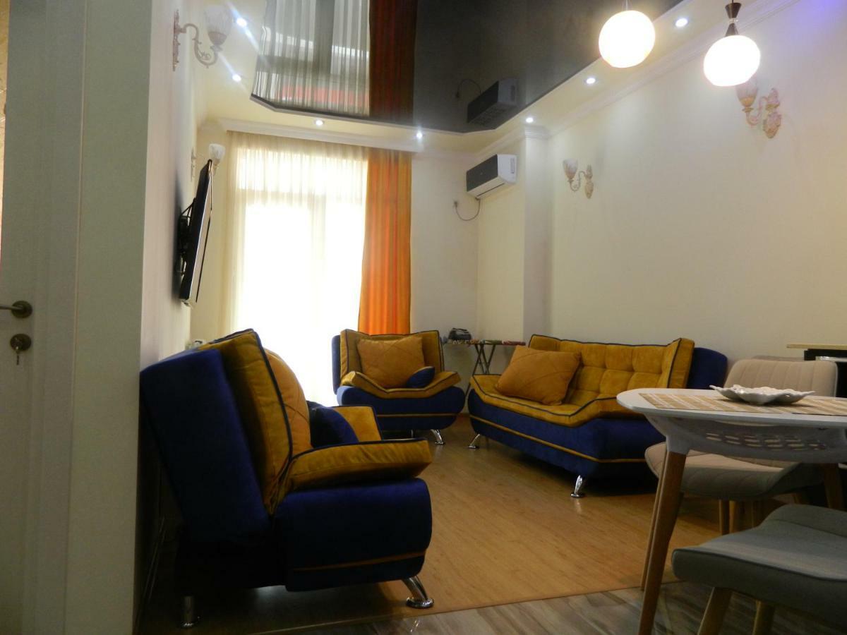 Chemi Saxli Apartment Batumi Luaran gambar