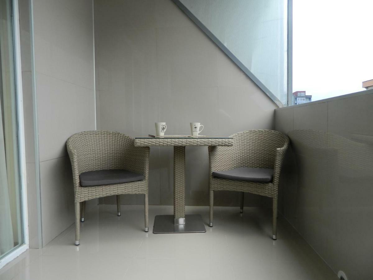 Chemi Saxli Apartment Batumi Luaran gambar