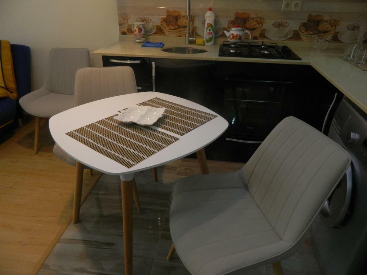 Chemi Saxli Apartment Batumi Luaran gambar