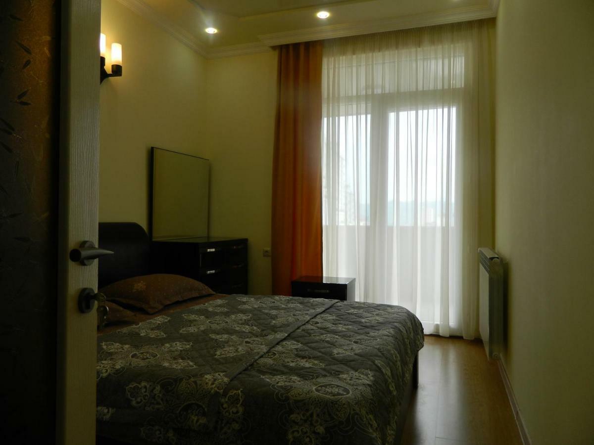 Chemi Saxli Apartment Batumi Luaran gambar