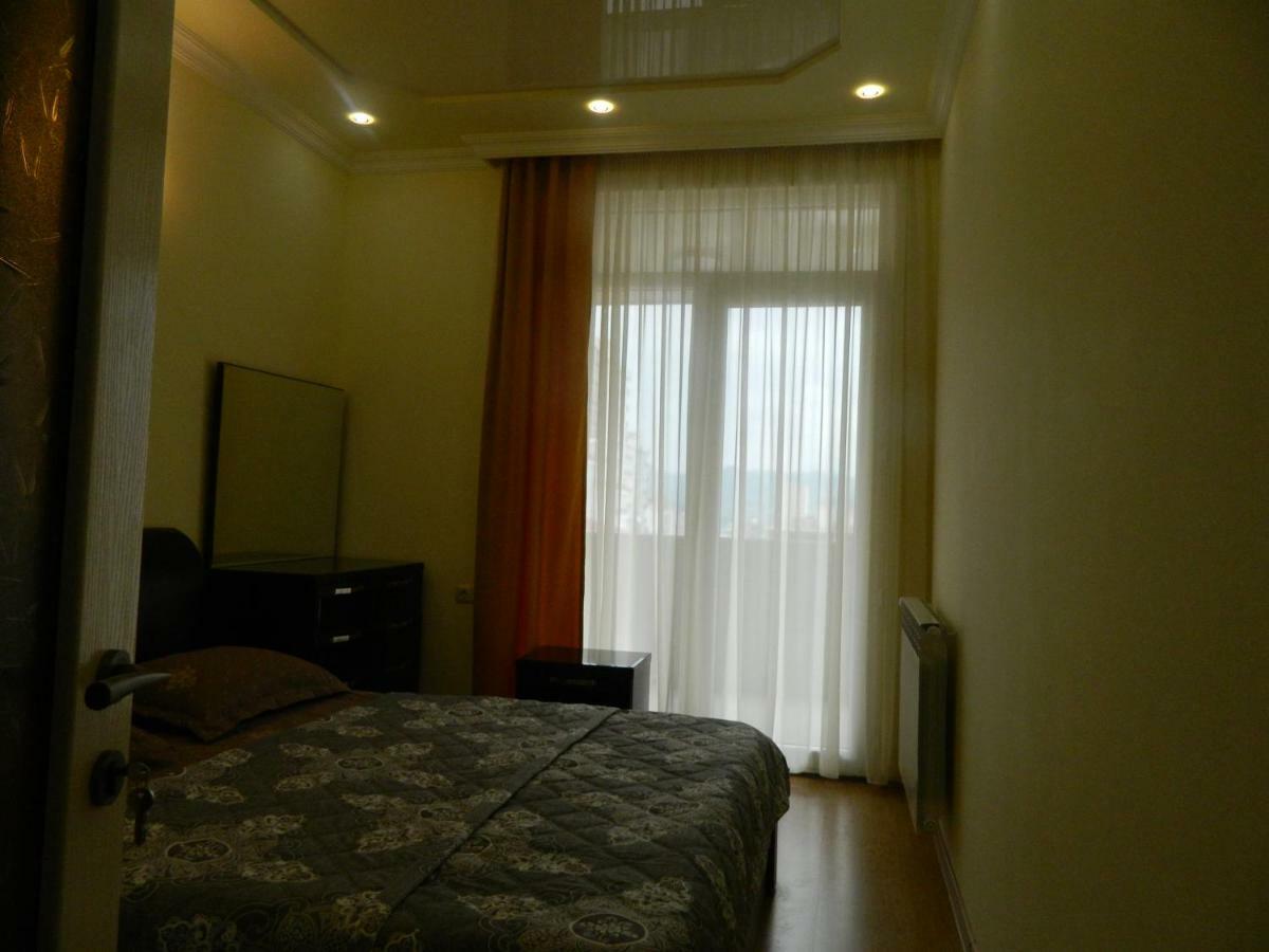 Chemi Saxli Apartment Batumi Luaran gambar