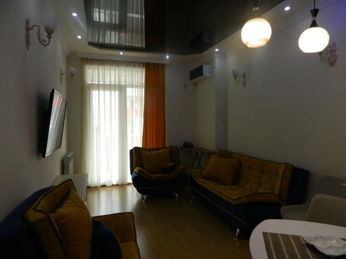 Chemi Saxli Apartment Batumi Luaran gambar