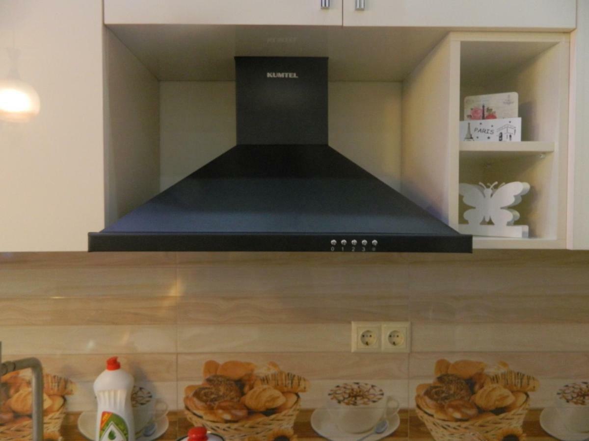 Chemi Saxli Apartment Batumi Luaran gambar