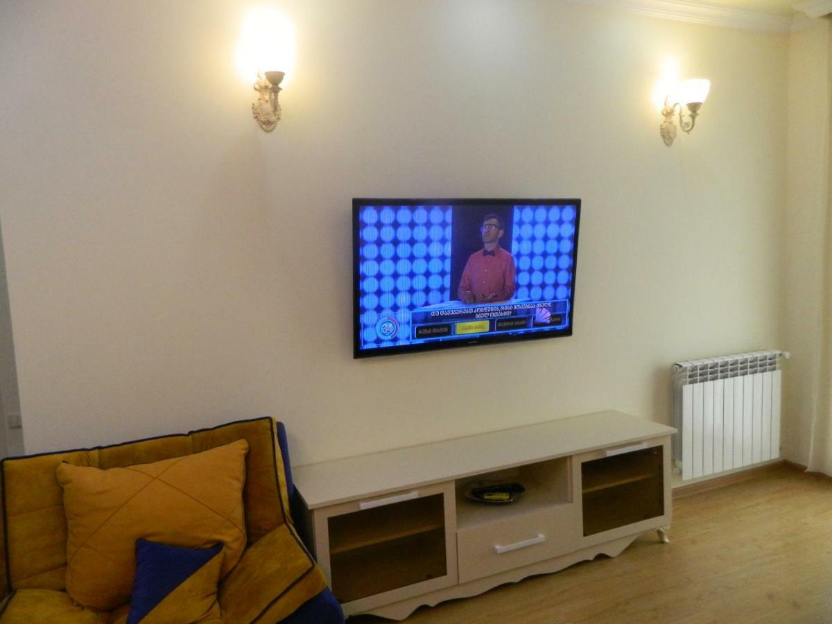 Chemi Saxli Apartment Batumi Luaran gambar